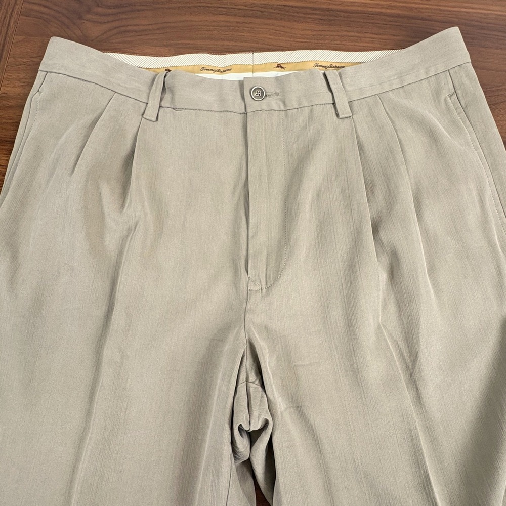 Tommy Bahama Mens Pleated Herringbone Silk Blend Dress Pants Tan Khaki‎ 35x34
